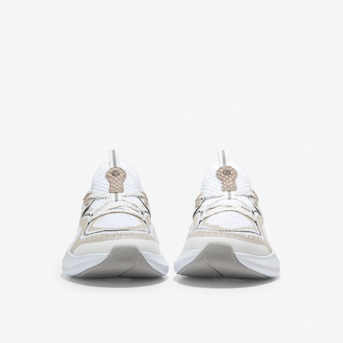 [W25243] WOMENS COLE HAAN ZERØGRAND OUTPACE 2 RUNNING SHOE